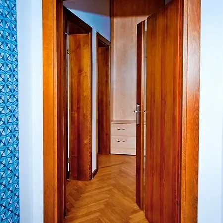 Hl Lebski Apartamento