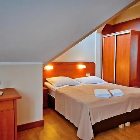 Hl Lebski Apartamento *